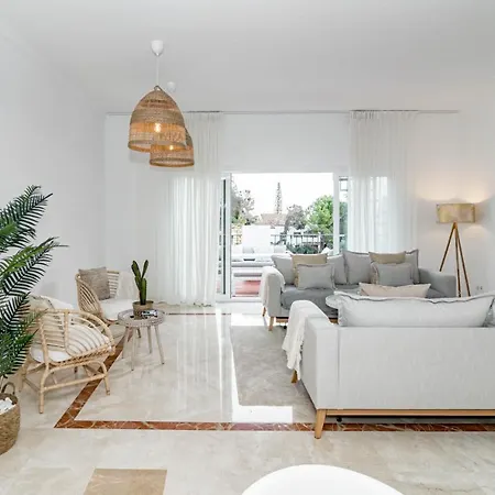 Apartment Pa18- Stunning Flat, Gym, Indoor And Outdoor Pool *