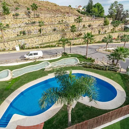 Pa18- Stunning Flat, Gym, Indoor And Outdoor Pool Apartment Estepona